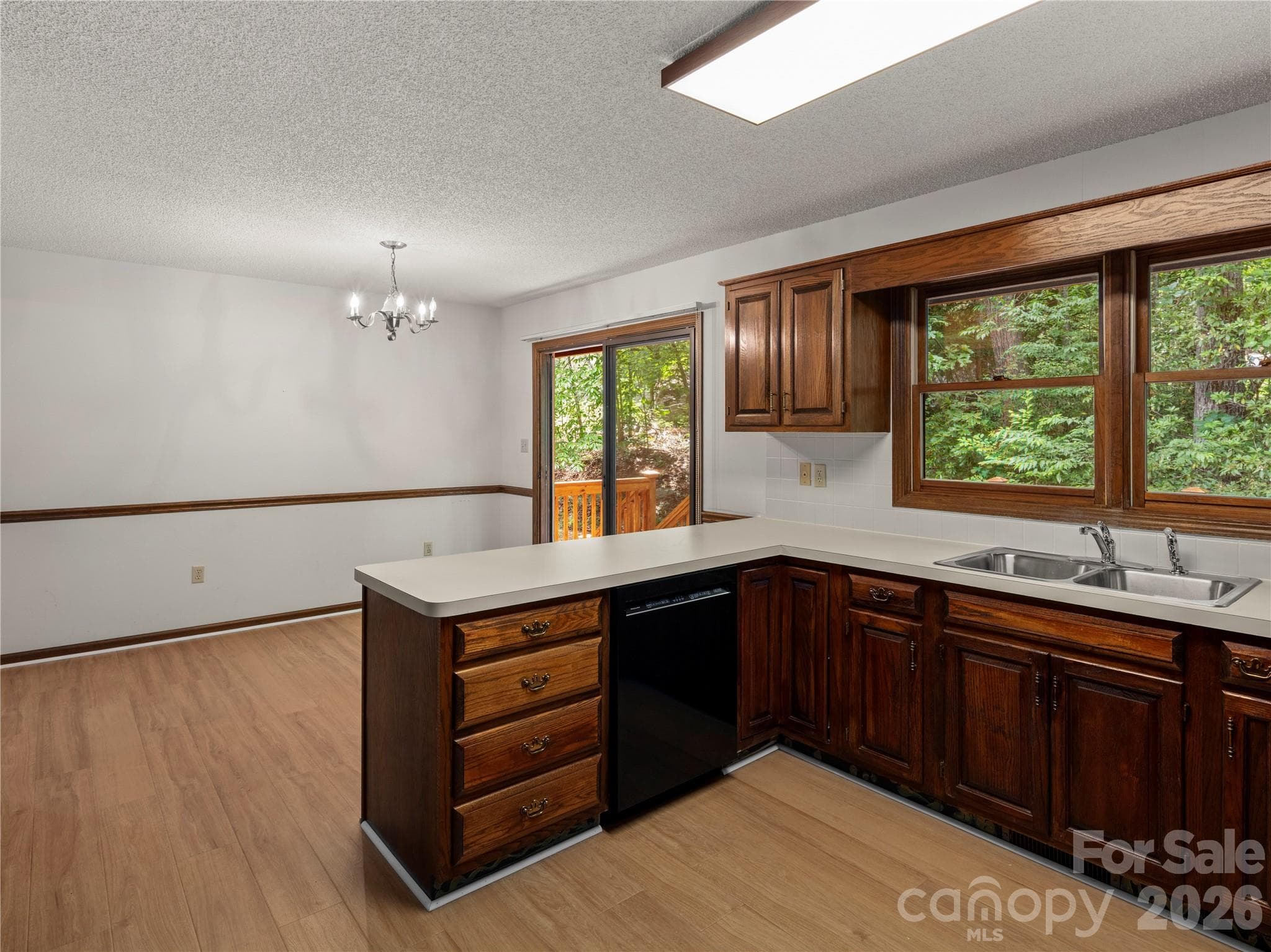 Single Family Residence at 11 Tree Top Drive, Arden, photo 19 of 44