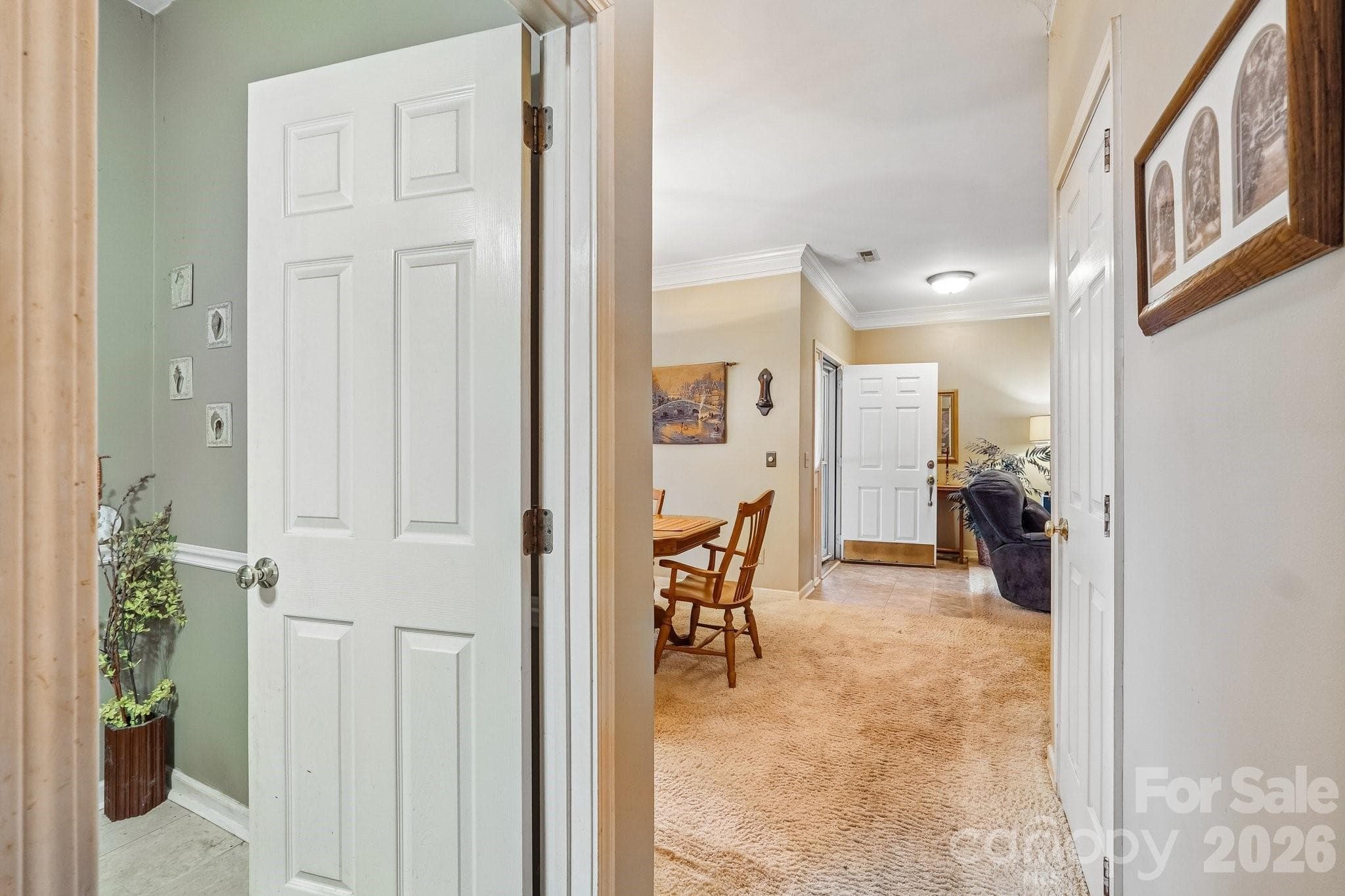 Single Family Residence at 3429 Turtle Cross Lane, Charlotte, photo 7 of 30