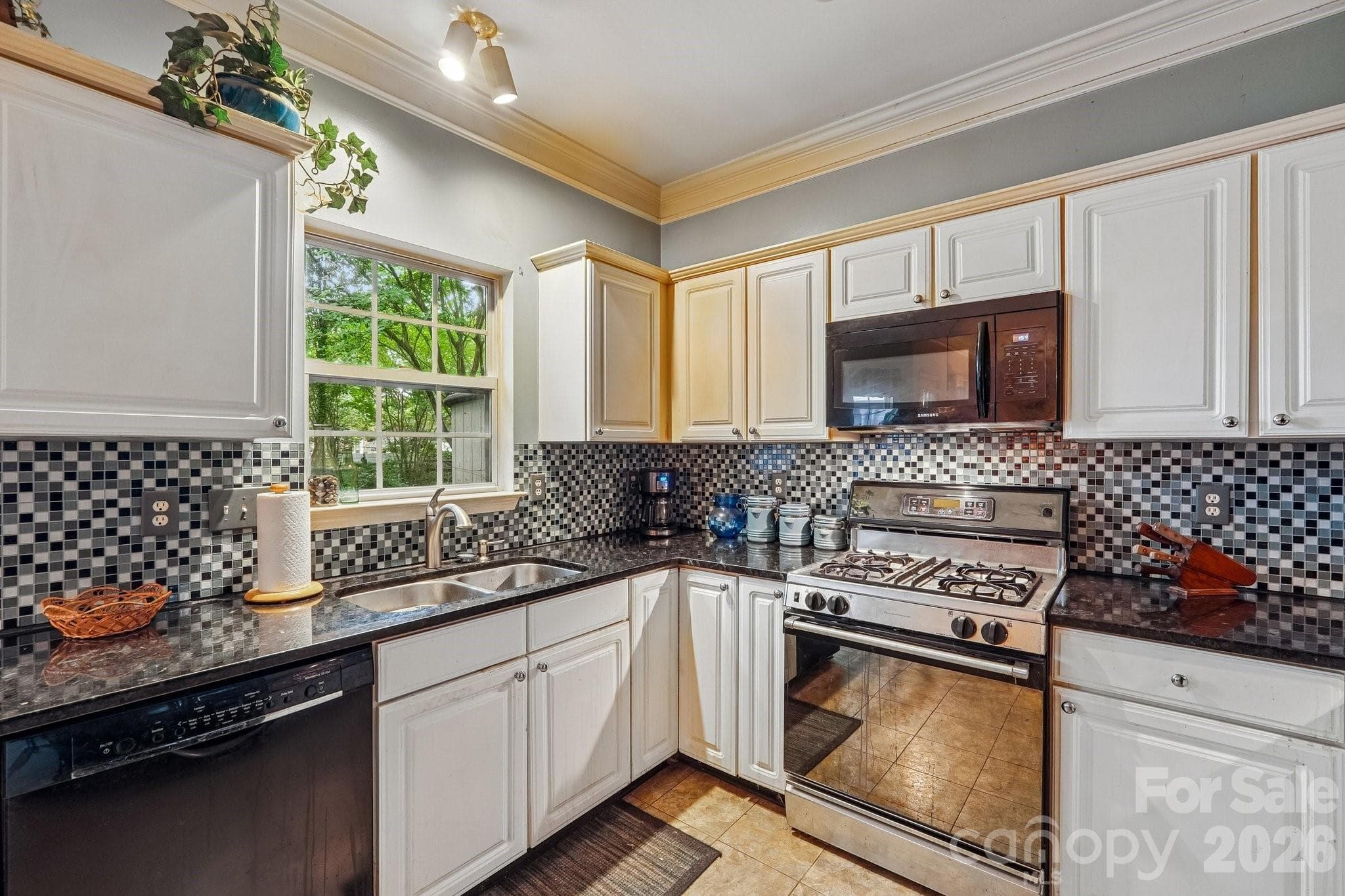 Single Family Residence at 3429 Turtle Cross Lane, Charlotte, photo 14 of 30