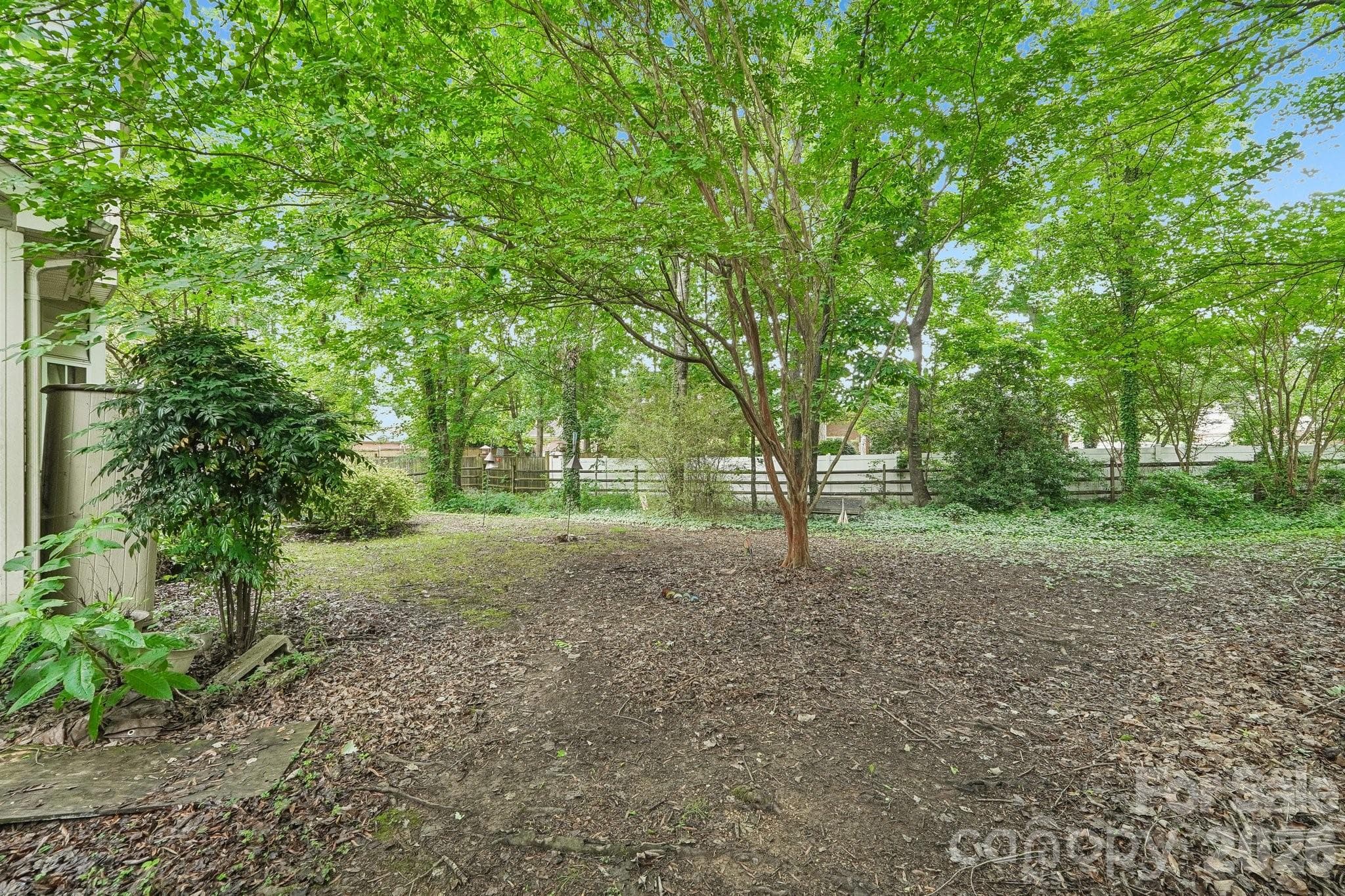 Single Family Residence at 3429 Turtle Cross Lane, Charlotte, photo 28 of 30