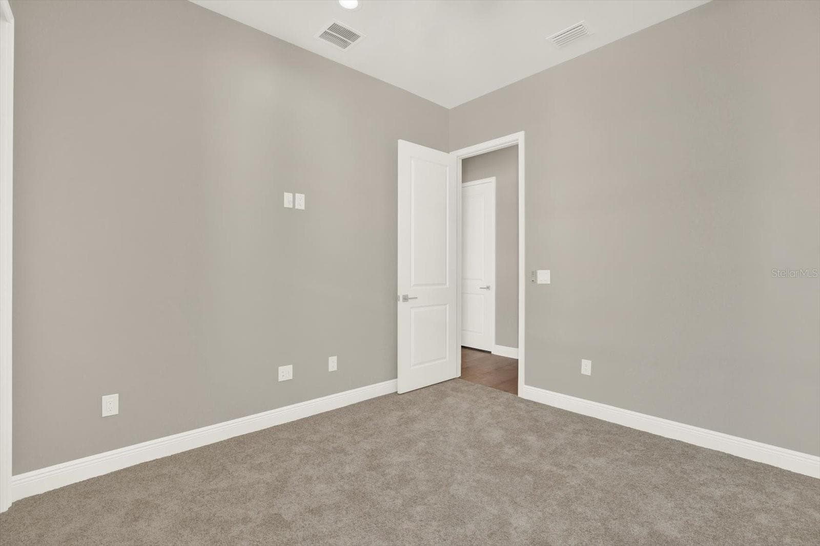Townhouse at 3844 SEENA MANOR CT, TAMPA, photo 20 of 31