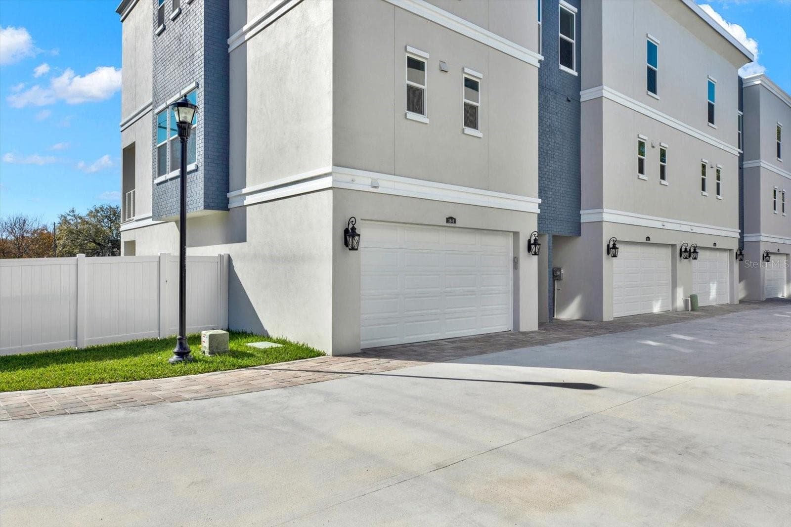 Townhouse at 3844 SEENA MANOR CT, TAMPA, photo 30 of 31