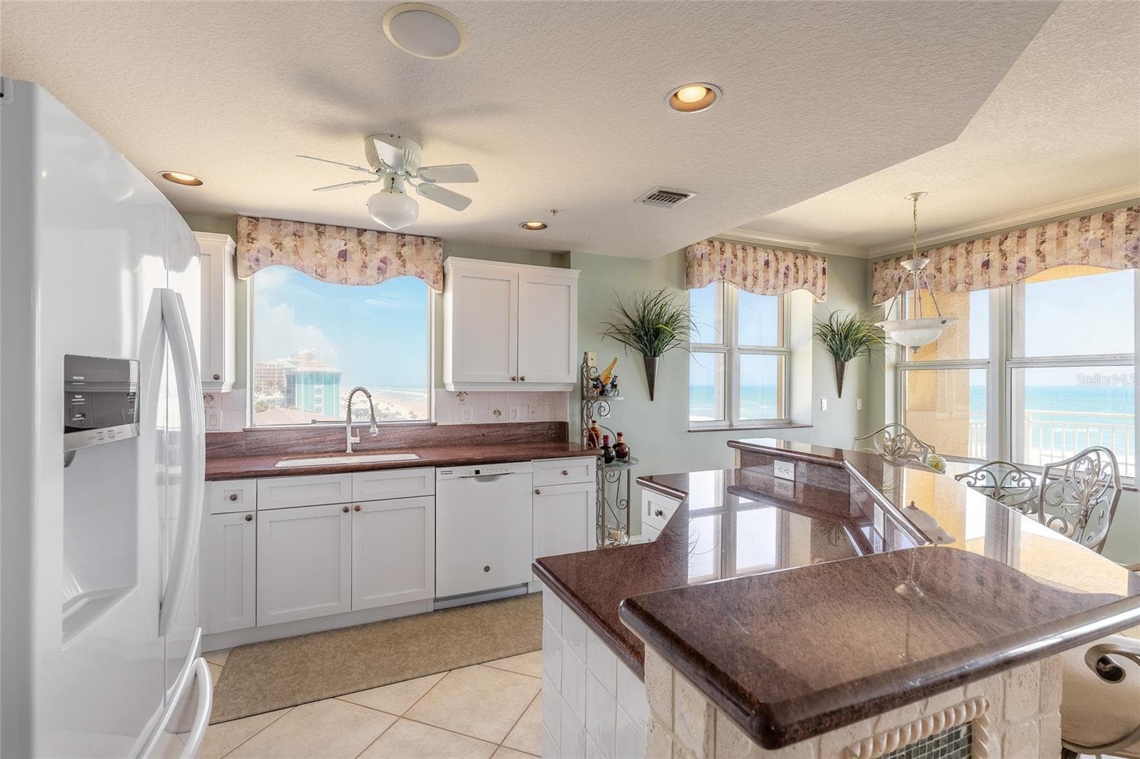 Condominium at 2300 N ATLANTIC AVE #301, DAYTONA BEACH, photo 17 of 46