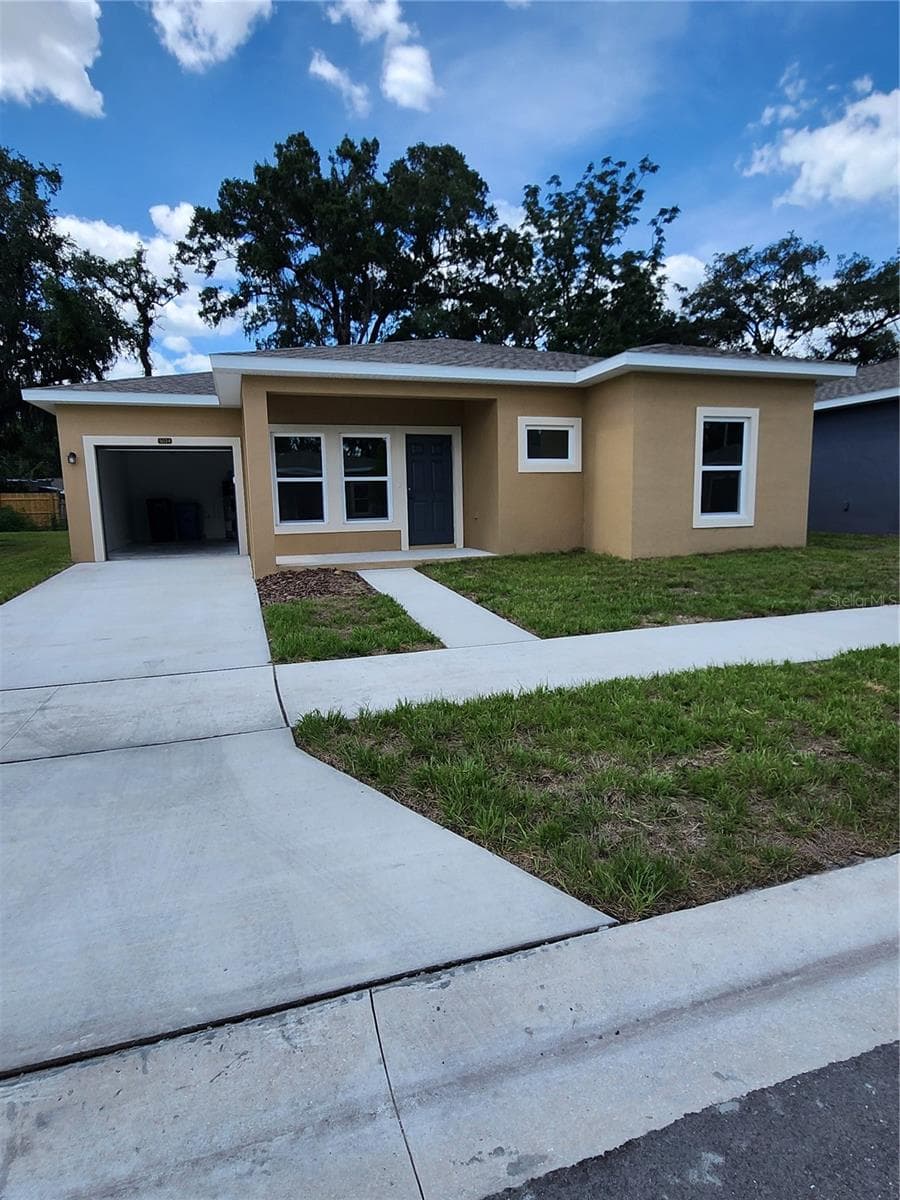 5024 FINDERS CT