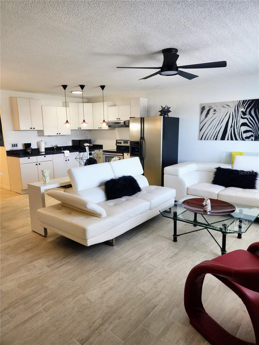 Condominium at 9101 W HILLSBOROUGH AVE #I209, TAMPA, photo 22 of 81