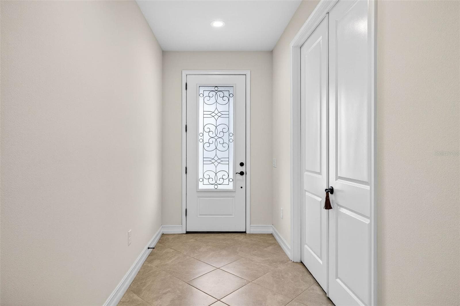 Single Family Residence at 7109 BAY LAUREL CT, WESLEY CHAPEL, photo 12 of 90