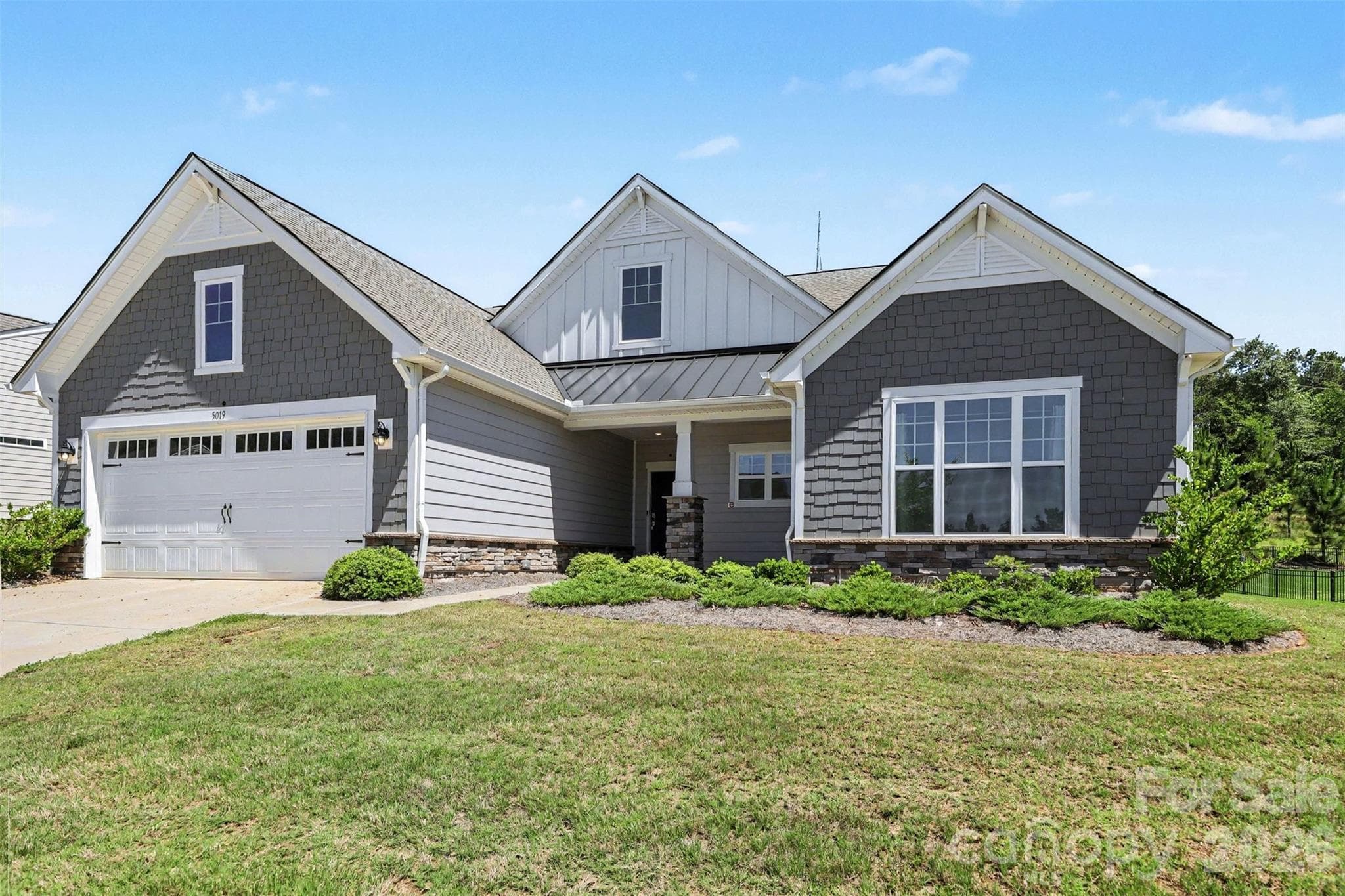 Single Family Residence at Mount Holly, photo 16 of 47