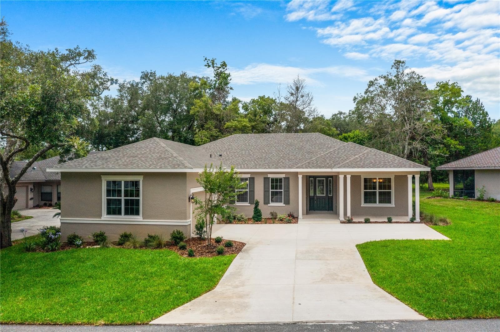 3030 W BERMUDA DUNES DR
