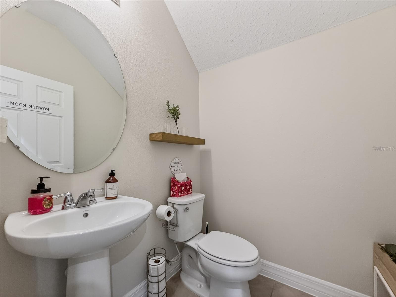 Half bath (downstairs) - 9487 RANDAL PARK BLVD, ORLANDO