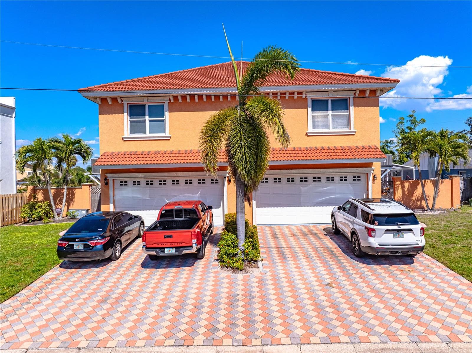 Duplex at 2119 & 2125 MONTCLAIR DR #1 & 2, SARASOTA, photo 2 of 59
