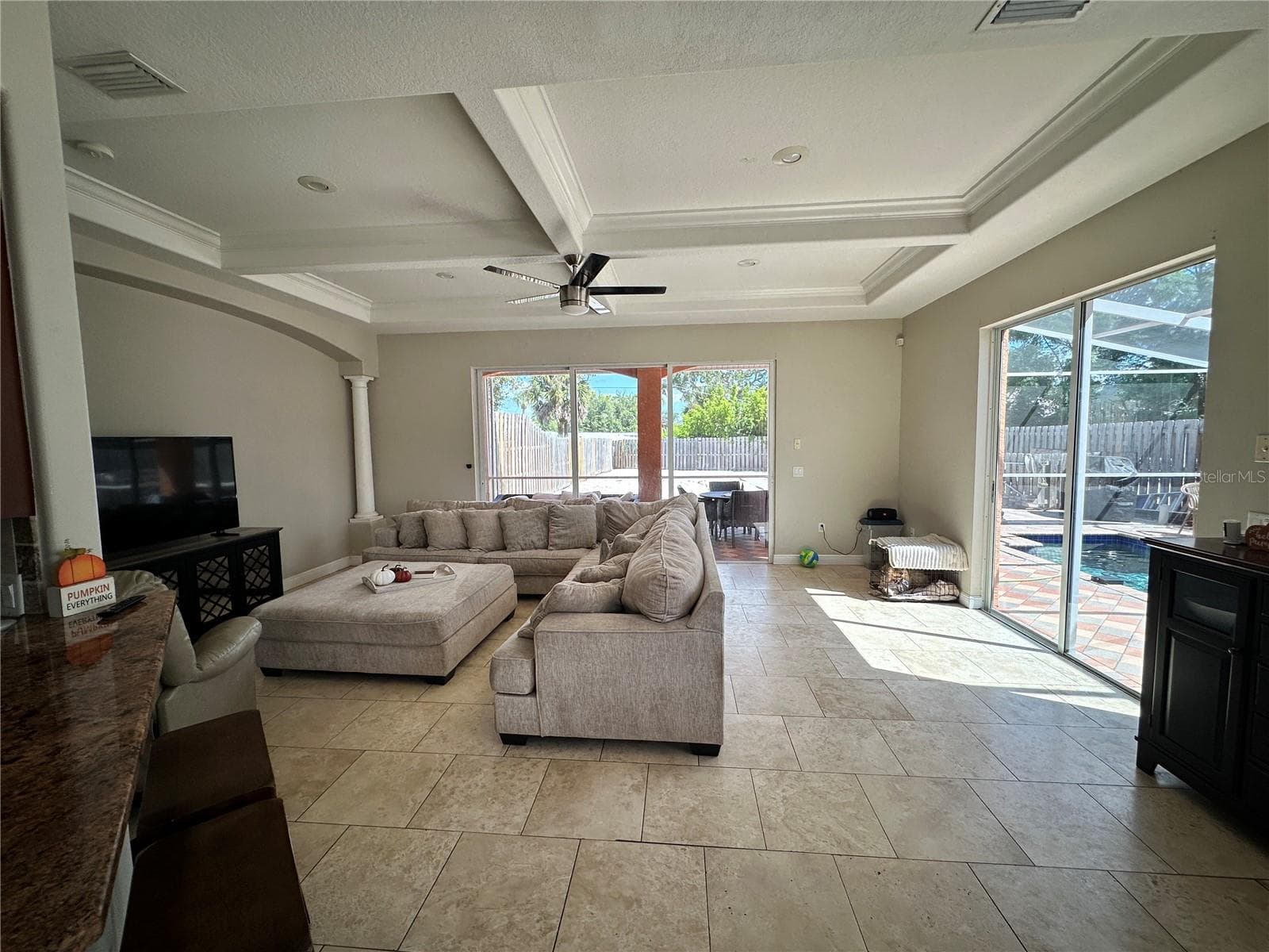2125 Montclair - 2119 & 2125 MONTCLAIR DR #1 & 2, SARASOTA