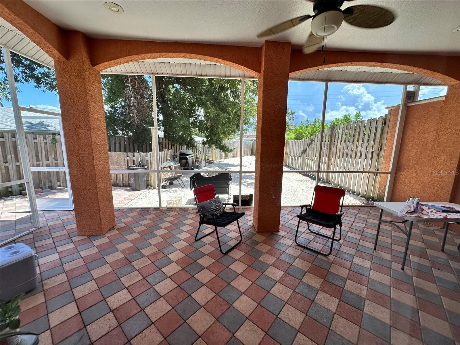 2119 Montclair - 2119 & 2125 MONTCLAIR DR #1 & 2, SARASOTA