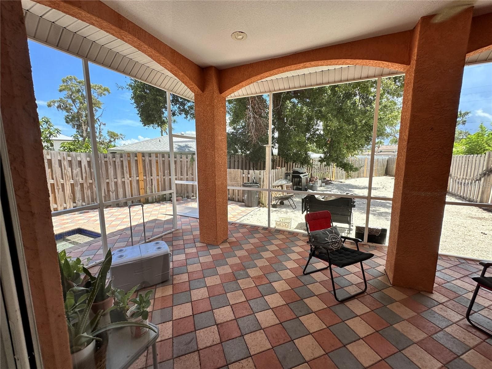 2119 Montclair - 2119 & 2125 MONTCLAIR DR #1 & 2, SARASOTA