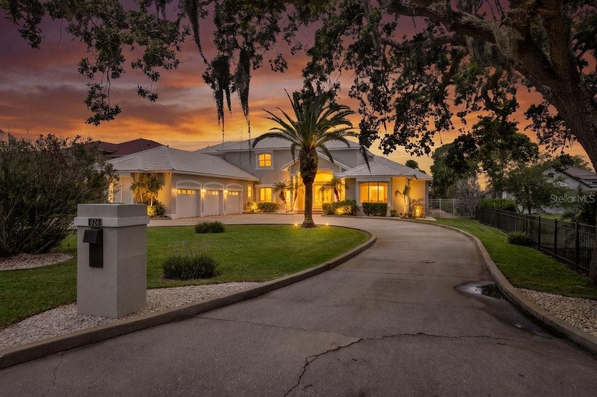 Single Family Residence at 626 RIVERSIDE DR, ORMOND BEACH, photo 70 of 75