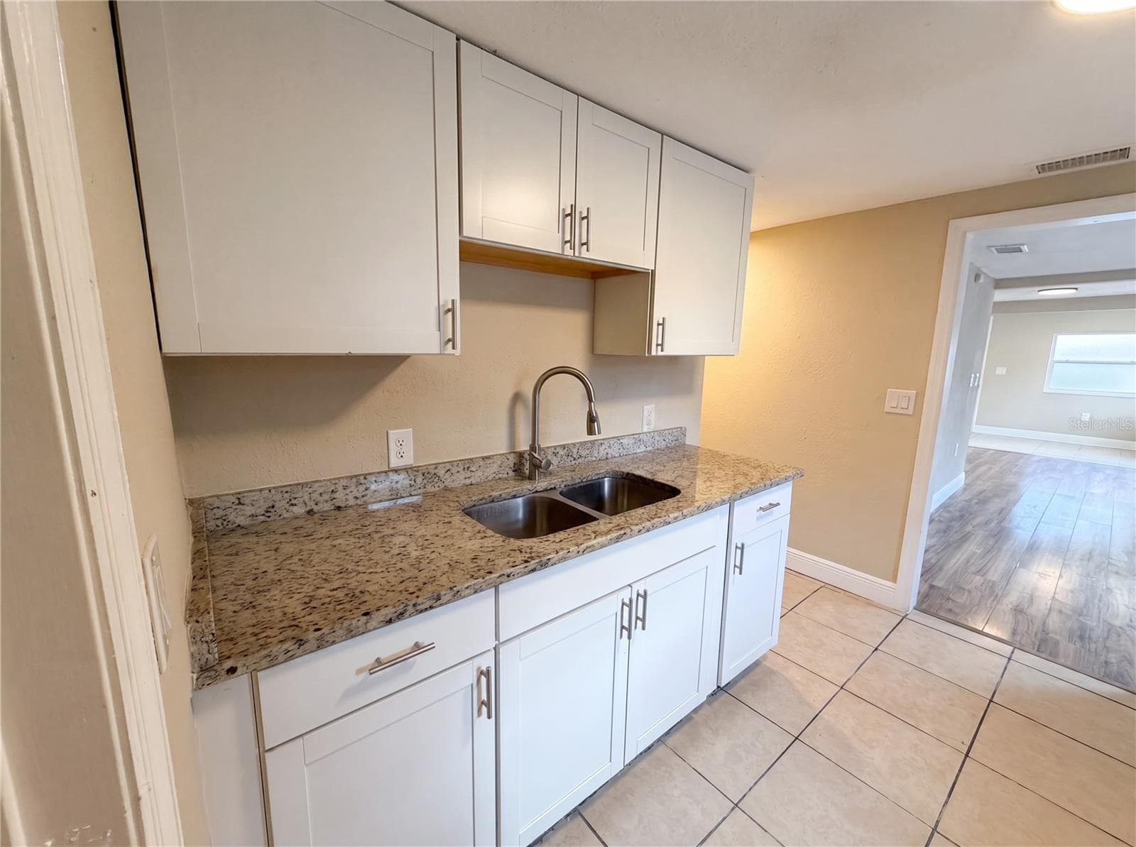 Single Family Residence at 1506 W 16TH ST, SANFORD, photo 9 of 22