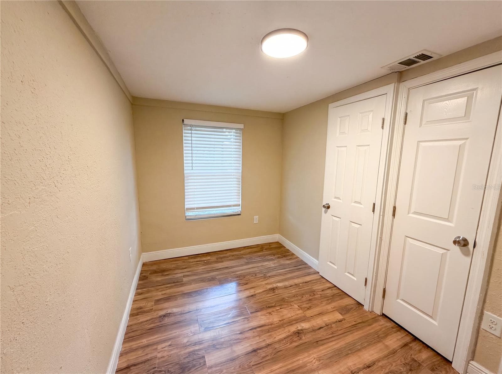 Single Family Residence at 1506 W 16TH ST, SANFORD, photo 11 of 22