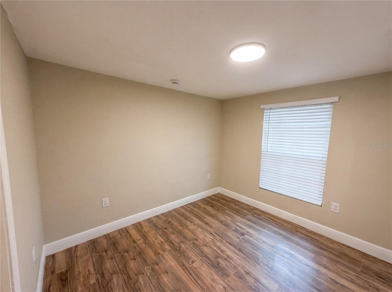 Single Family Residence at 1506 W 16TH ST, SANFORD, photo 12 of 22