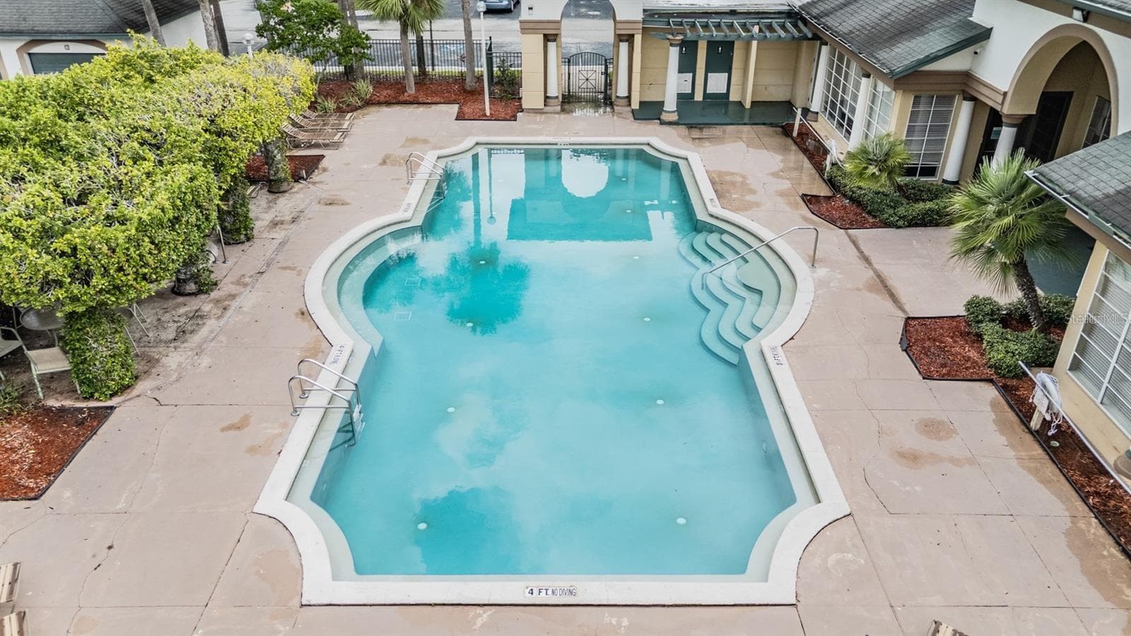 Condominium at 17101 CARRINGTON PARK DR #421, TAMPA, photo 5 of 17