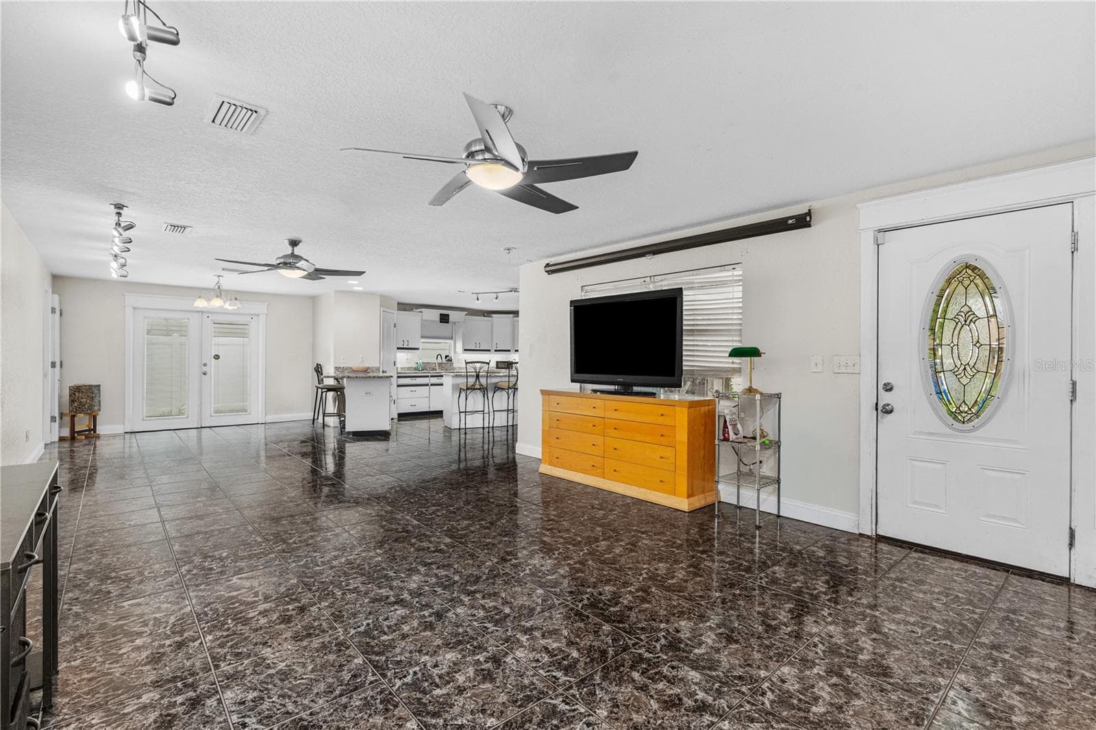 Single Family Residence at 1945 FERN PALM DR, EDGEWATER, photo 7 of 43