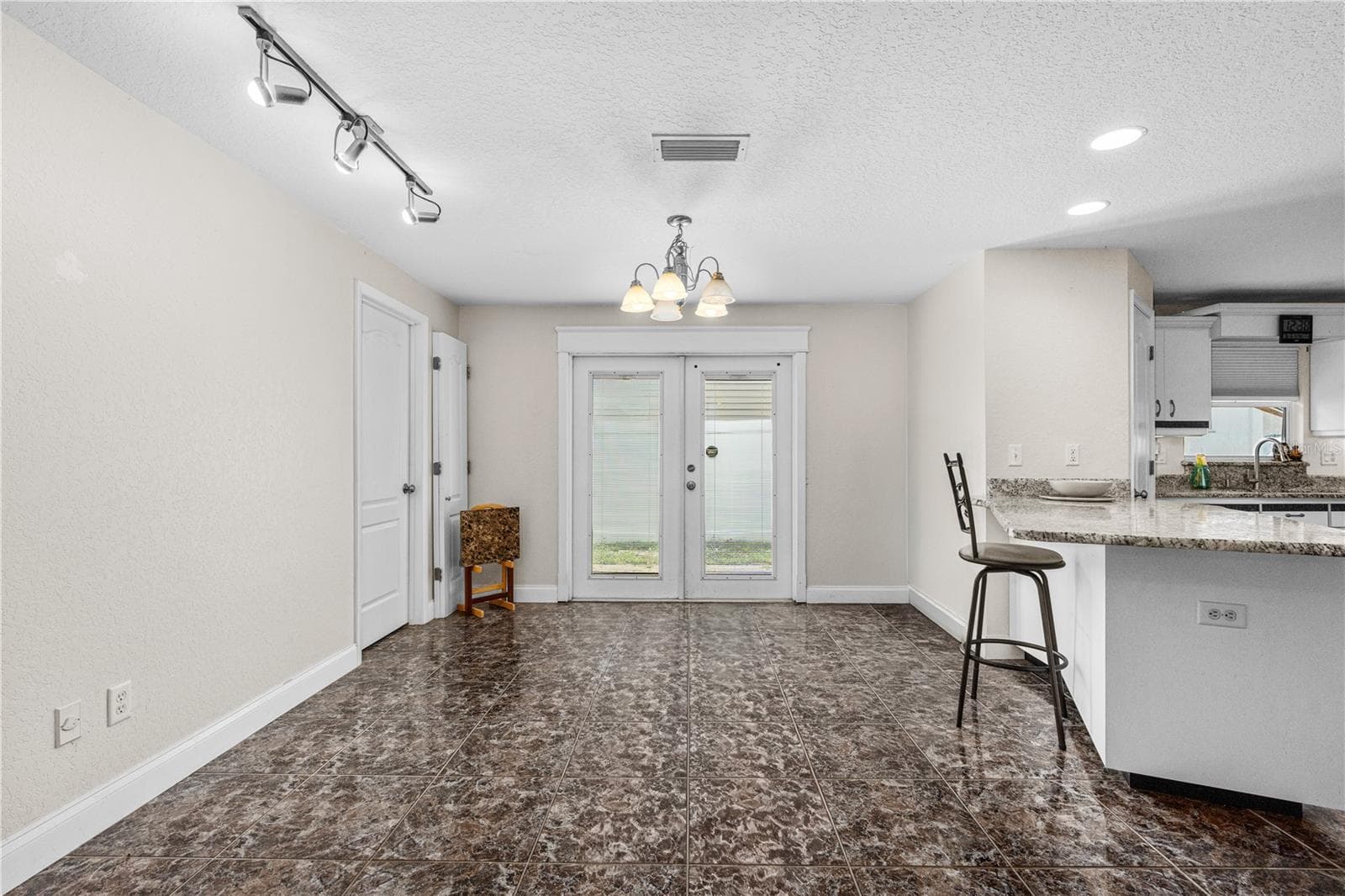Single Family Residence at 1945 FERN PALM DR, EDGEWATER, photo 11 of 43