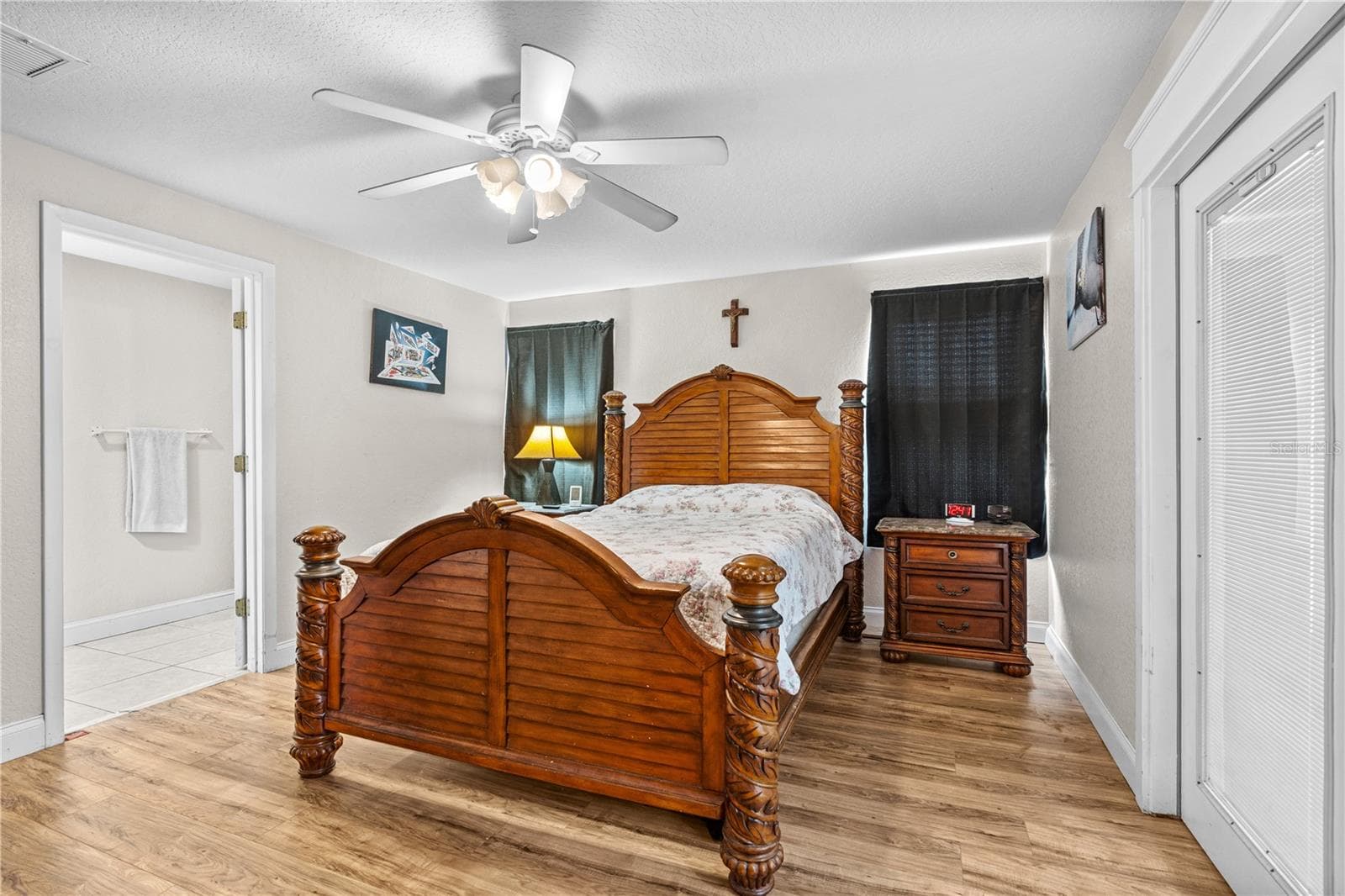 Single Family Residence at 1945 FERN PALM DR, EDGEWATER, photo 18 of 43