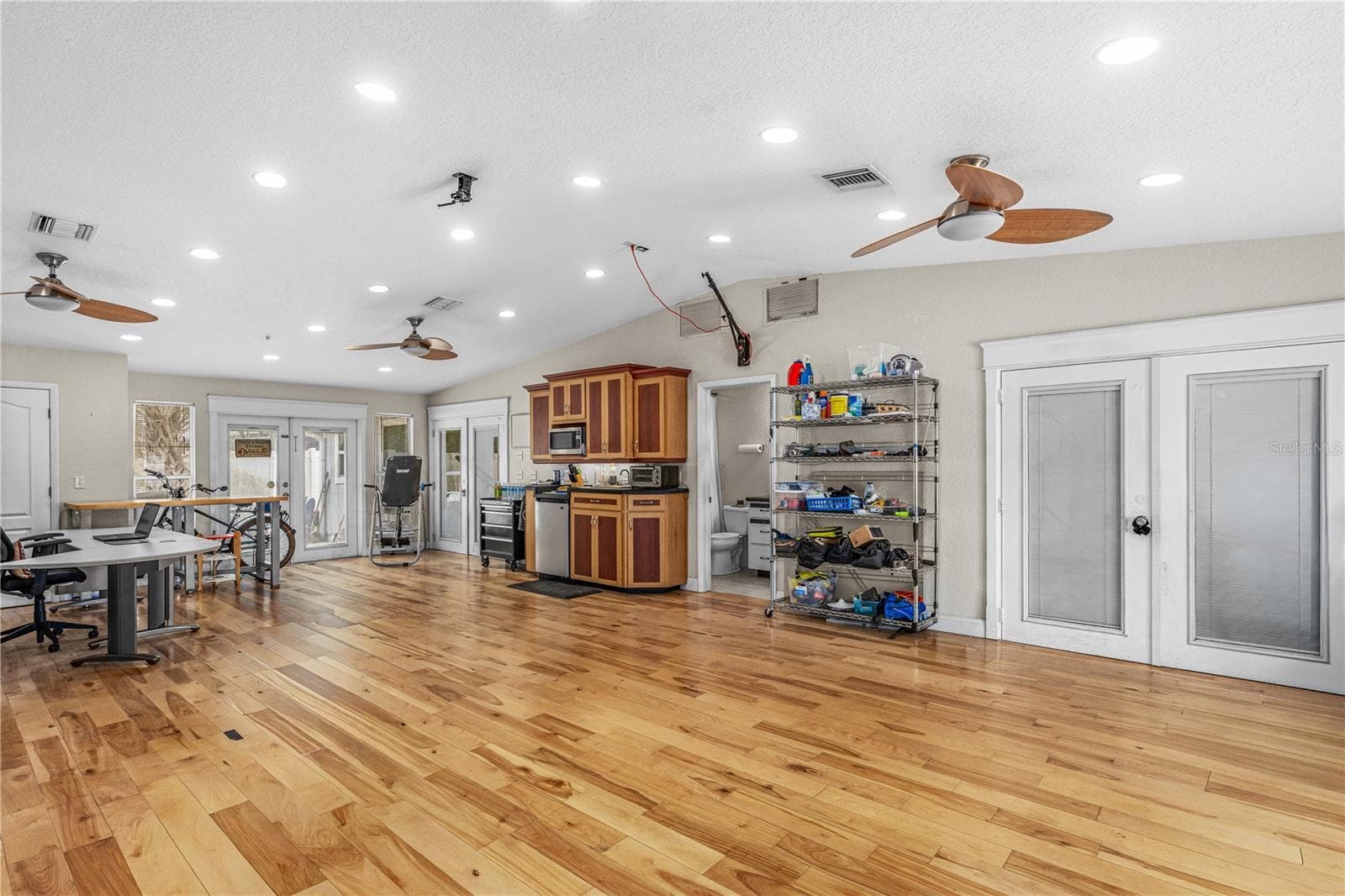 Single Family Residence at 1945 FERN PALM DR, EDGEWATER, photo 32 of 43