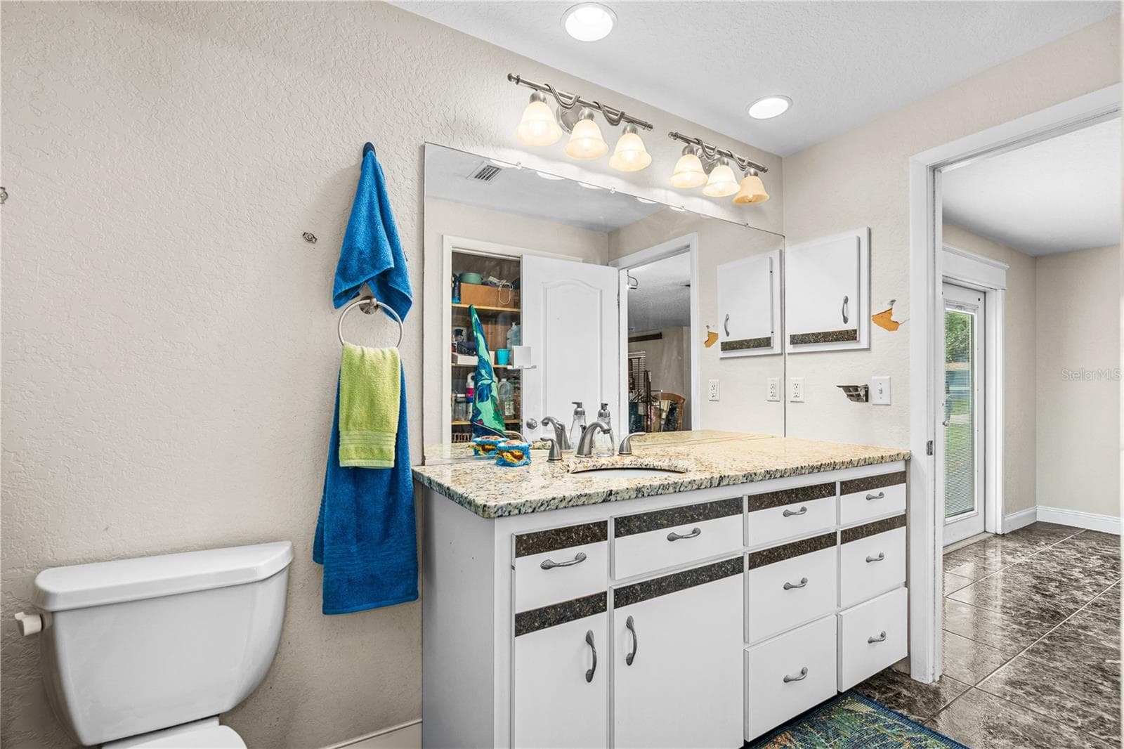 Single Family Residence at 1945 FERN PALM DR, EDGEWATER, photo 37 of 43