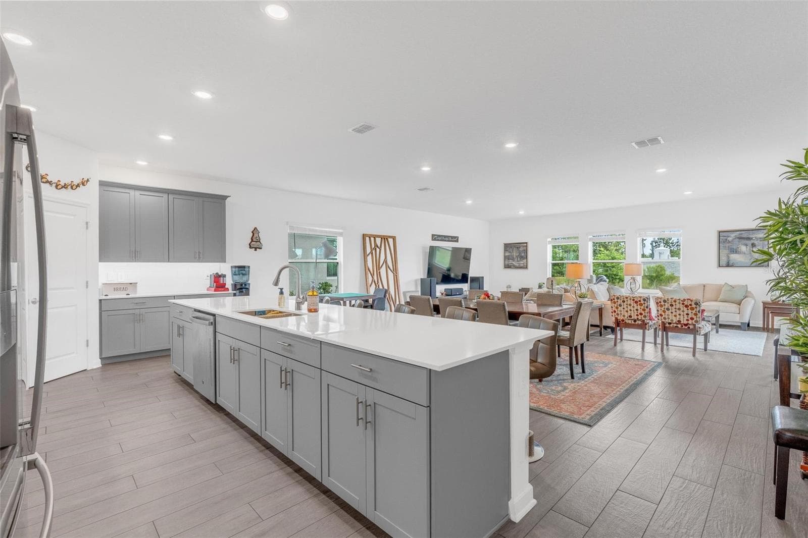 Single Family Residence at 11941 LANGUAGE WAY, ORLANDO, photo 9 of 71