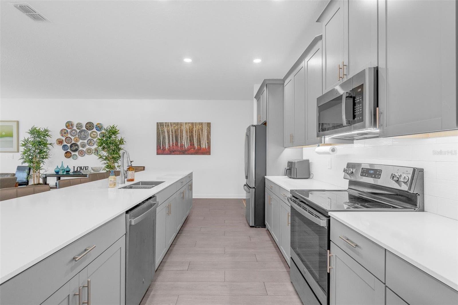 Single Family Residence at 11941 LANGUAGE WAY, ORLANDO, photo 19 of 71