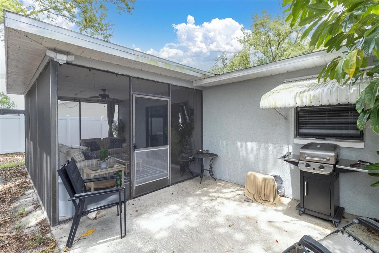 Single Family Residence at 8038 BUTTONBALL LN, PORT RICHEY, photo 3 of 30