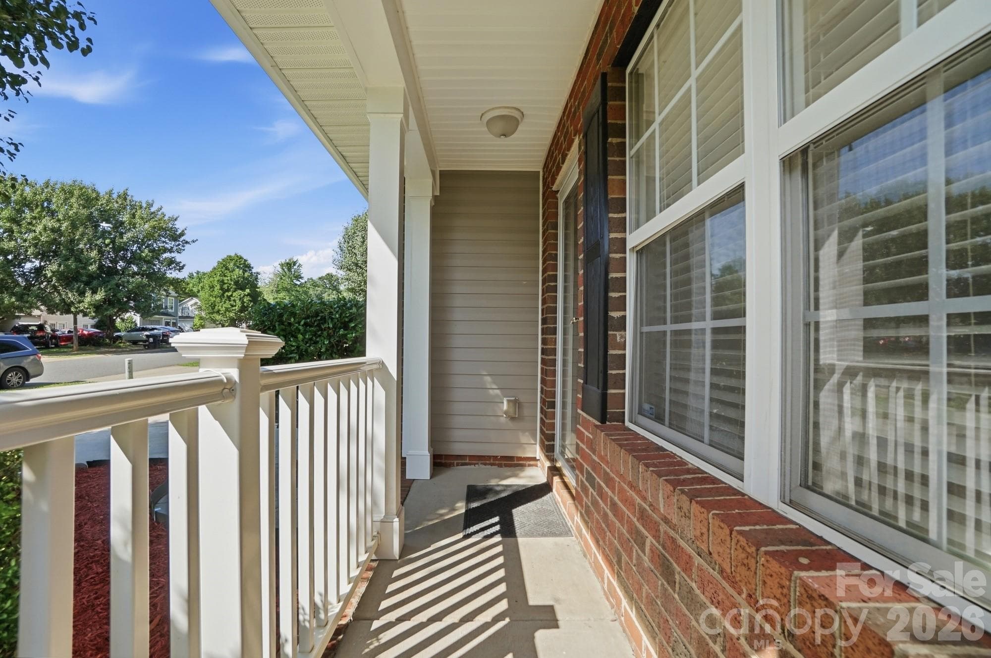 Single Family Residence at 1135 Stonehenge Lane, Charlotte, photo 3 of 28