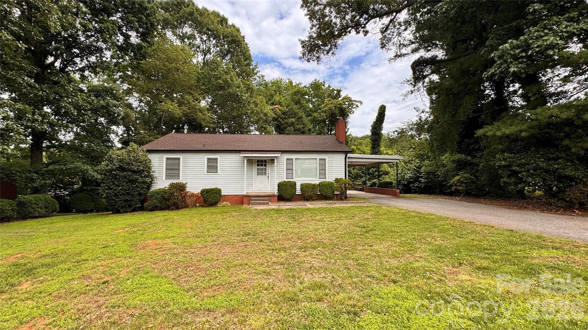 Single Family Residence at Statesville, photo 2 of 18