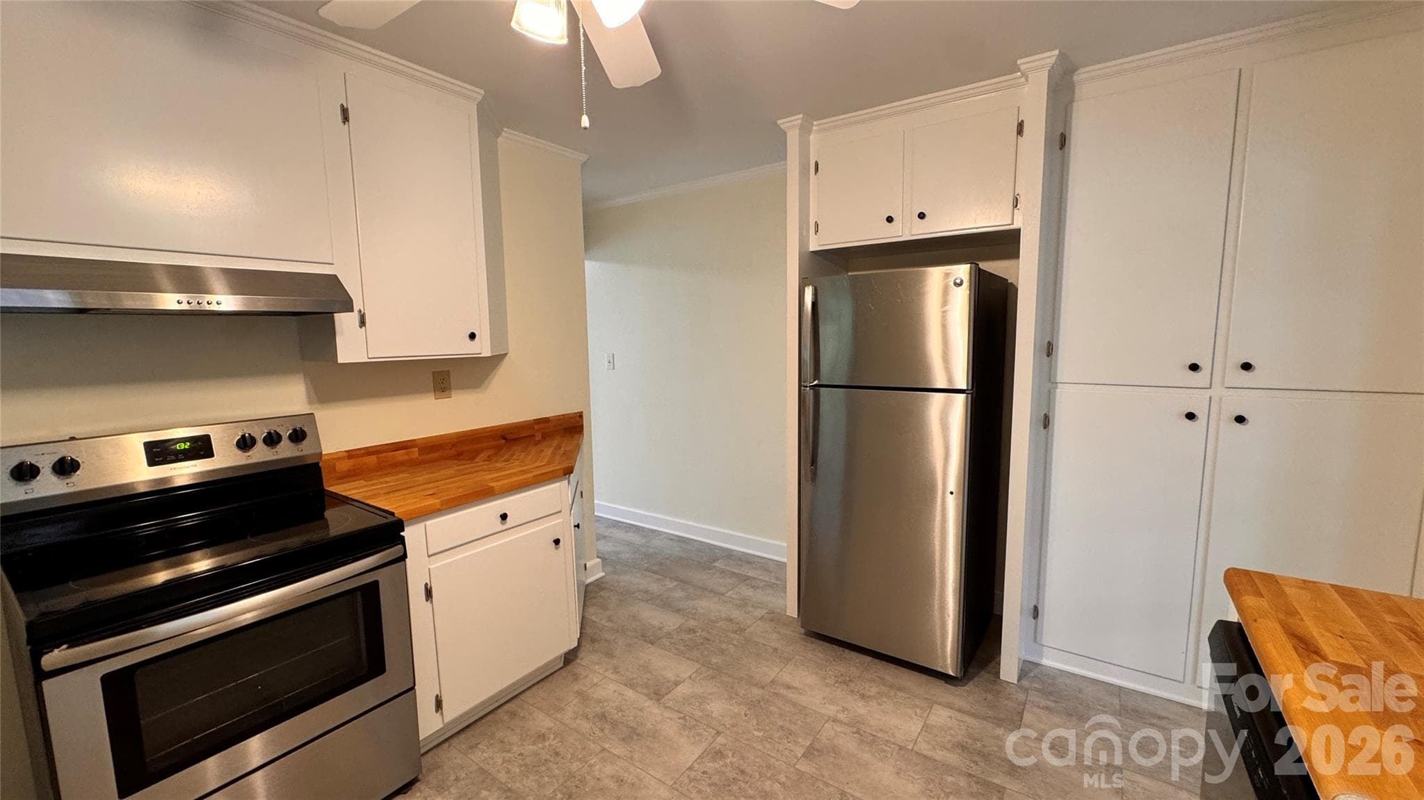 Single Family Residence at Statesville, photo 5 of 18