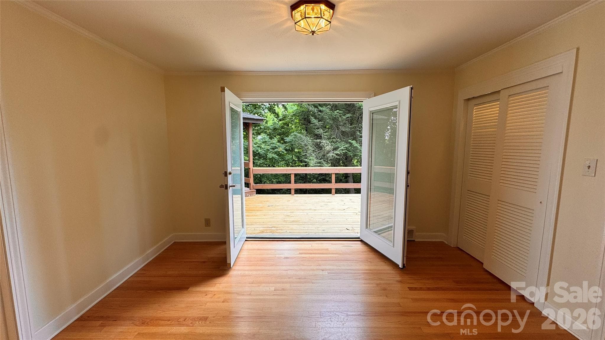 Single Family Residence at Statesville, photo 7 of 18