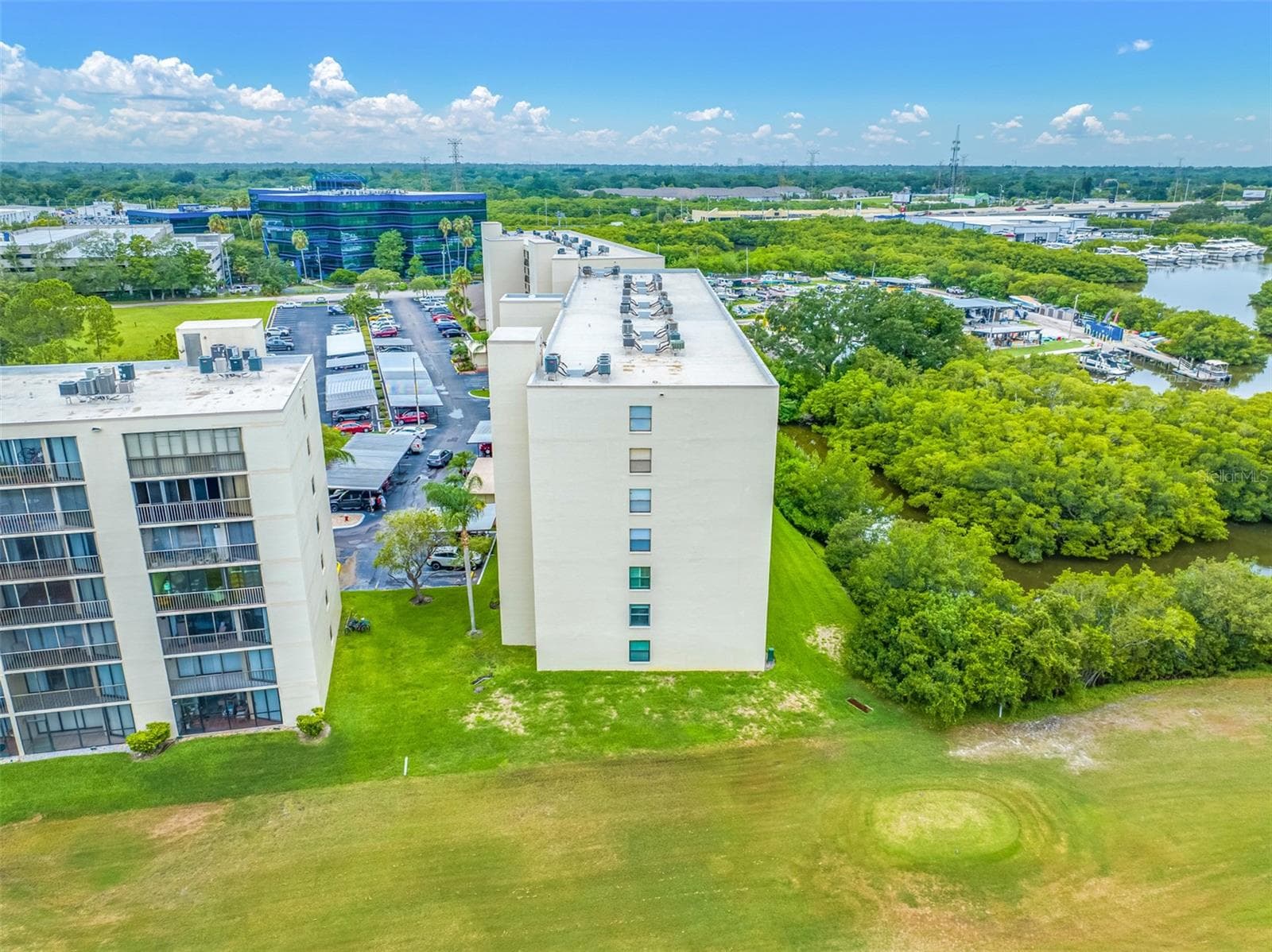 Condominium at 900 COVE CAY DR #1F, CLEARWATER, photo 60 of 69