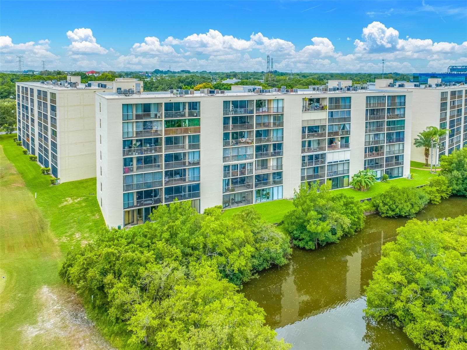 Condominium at 900 COVE CAY DR #1F, CLEARWATER, photo 63 of 69