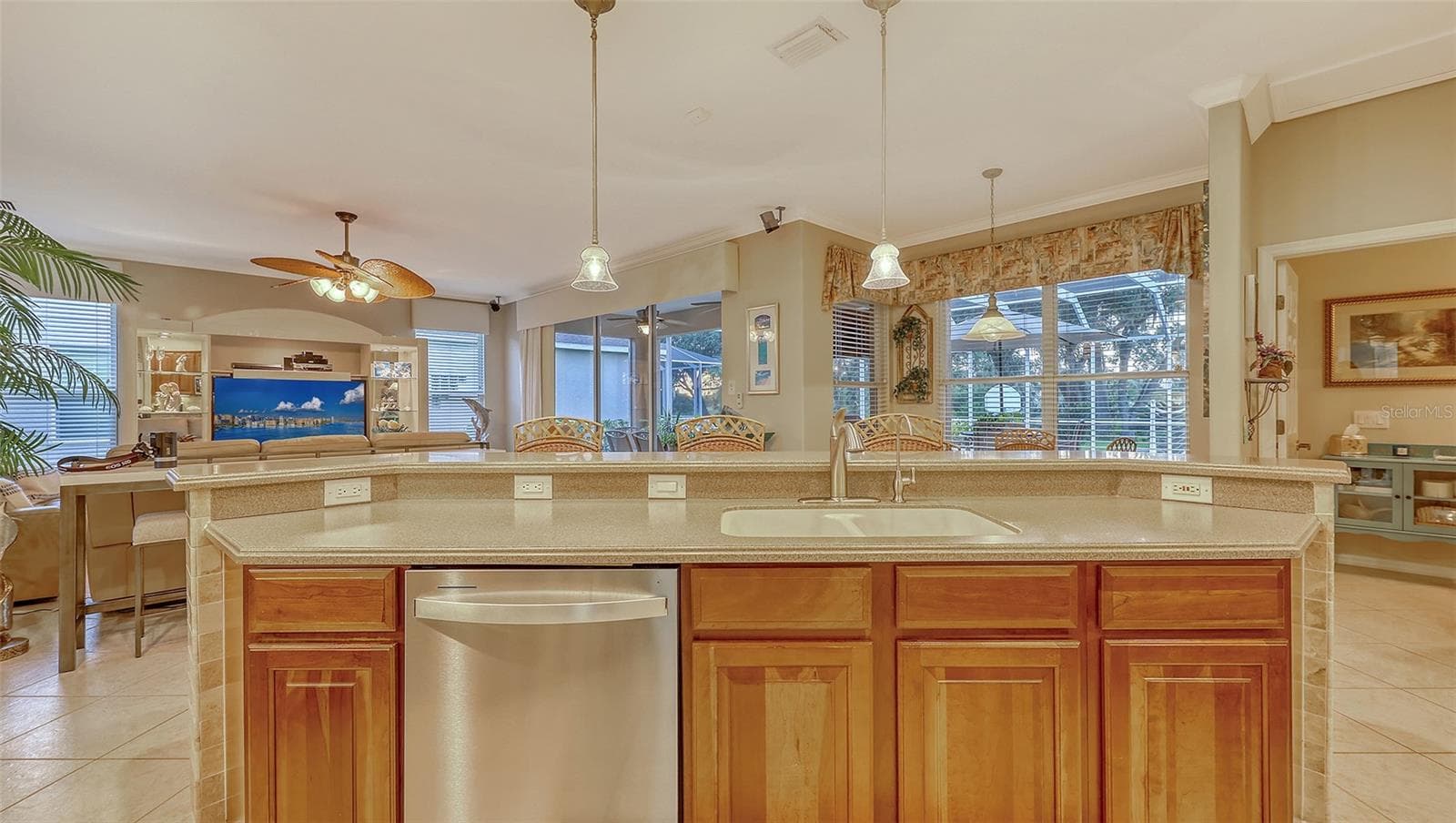 Single Family Residence at 7915 KAVANAGH CT, SARASOTA, photo 28 of 95