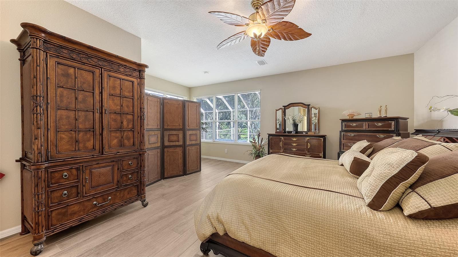 Single Family Residence at 7915 KAVANAGH CT, SARASOTA, photo 32 of 95