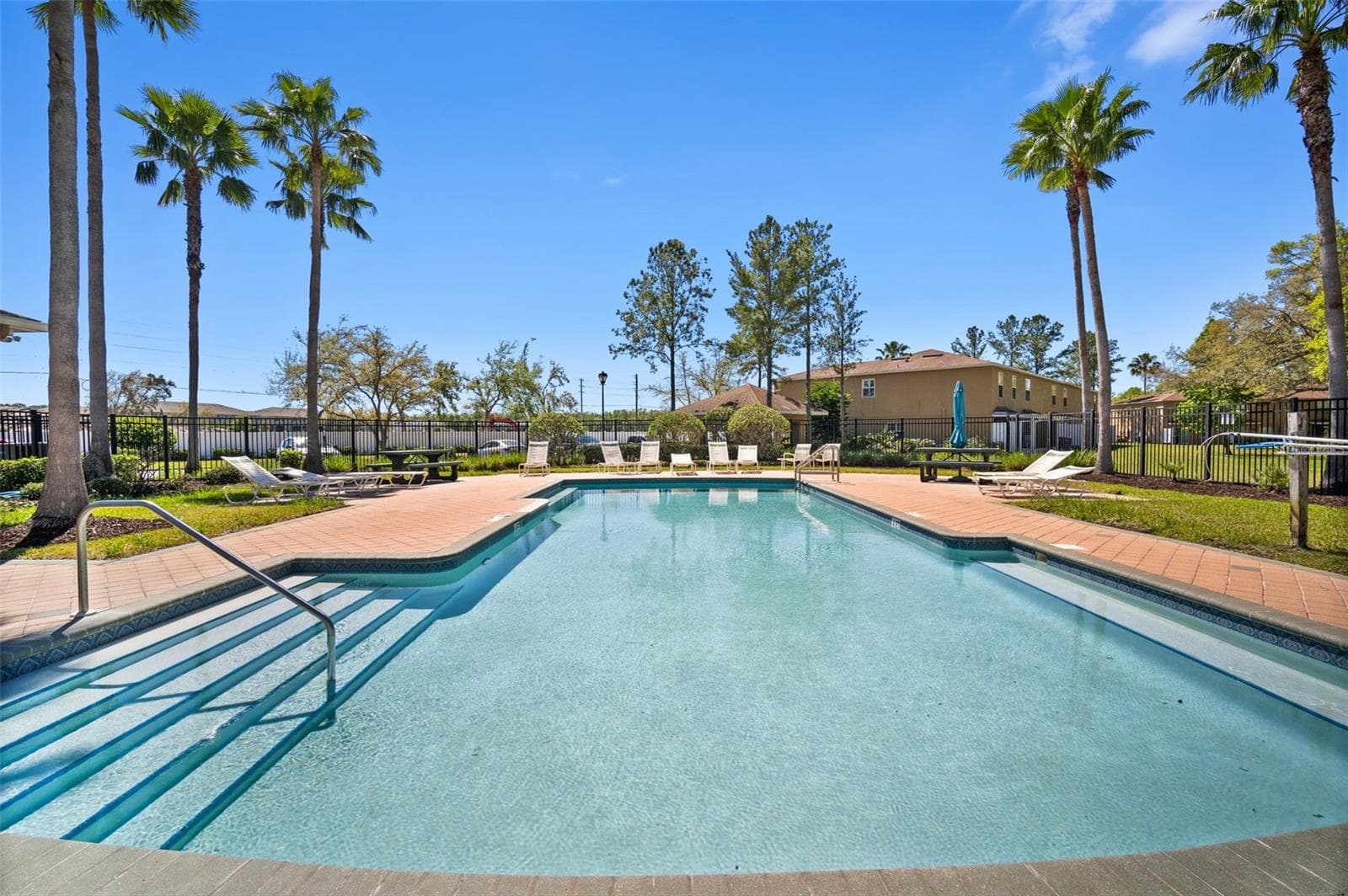 Community pool - 4535 WINDING RIVER WAY, LAND O LAKES