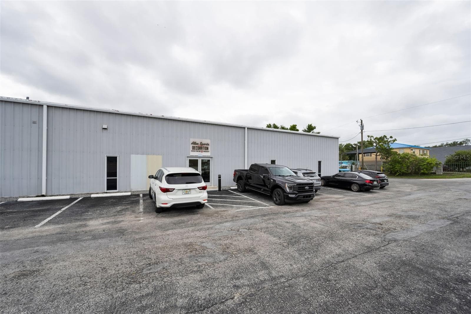 Private entrance to Suite 1 - 6581 SEMINOLE BLVD, SEMINOLE