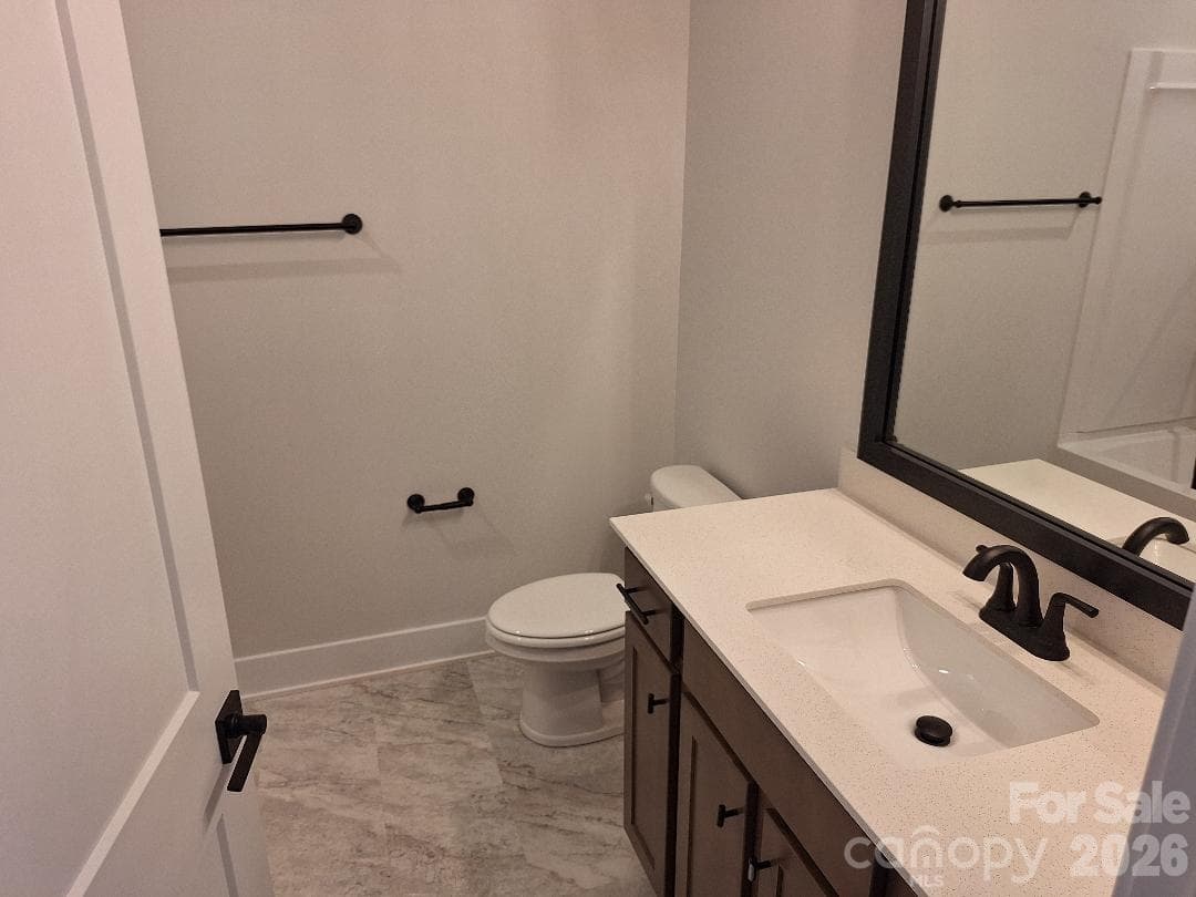 Hall Bathroom - 140 Kerr Walk Drive, Statesville