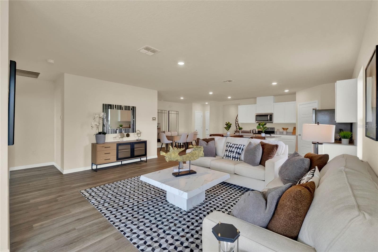 Single Family Residence at 7833 FORREST FOX WAY, LAKELAND, photo 6 of 27