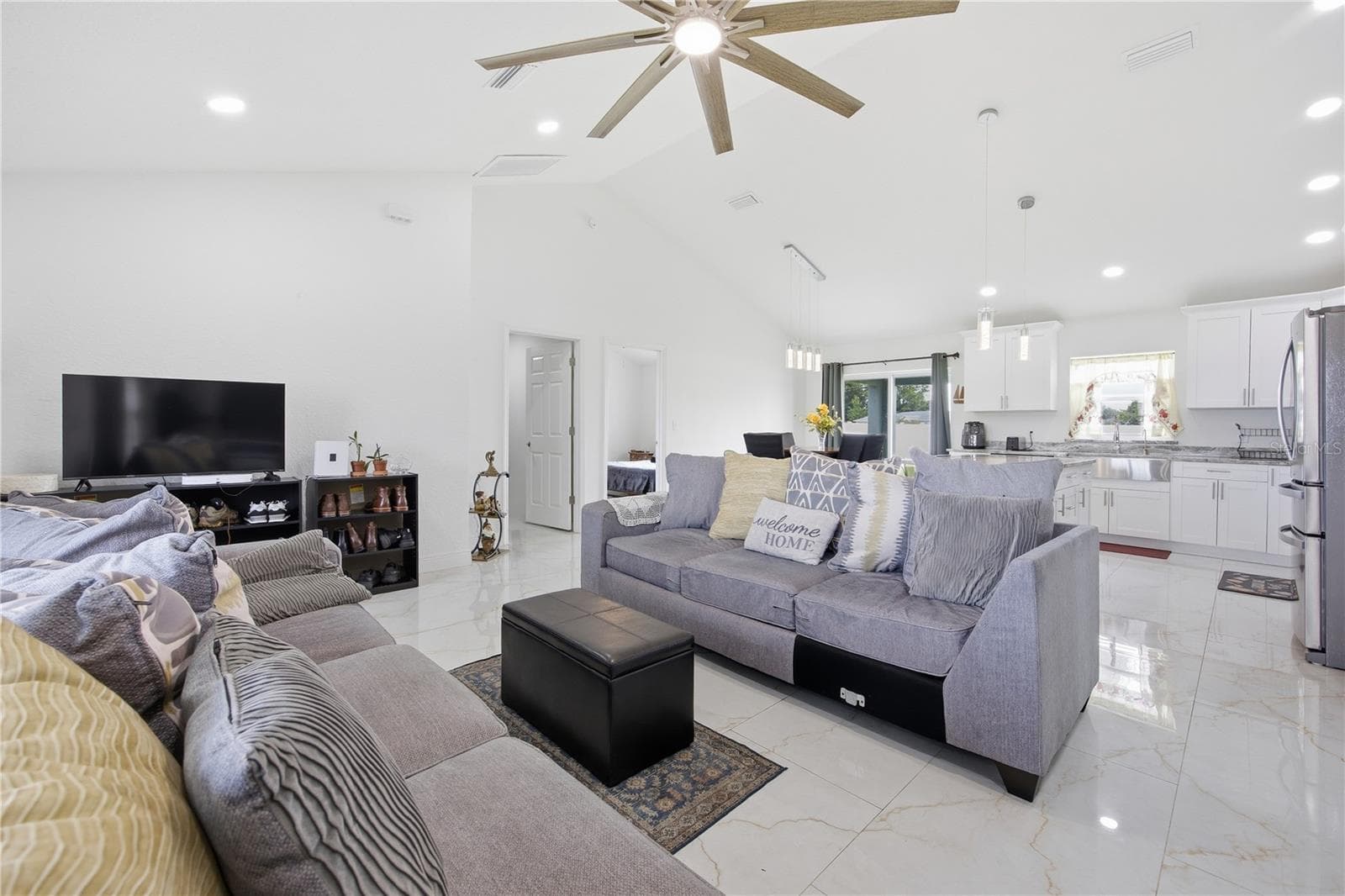 Single Family Residence at 39 DOGWOOD TRL, OCALA, photo 15 of 35
