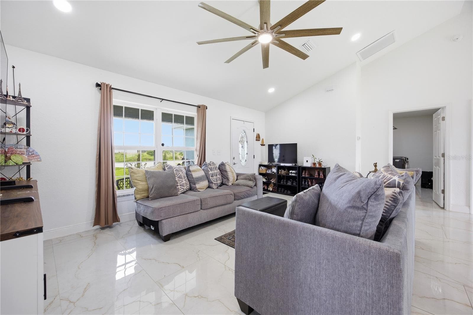 Single Family Residence at 39 DOGWOOD TRL, OCALA, photo 16 of 35