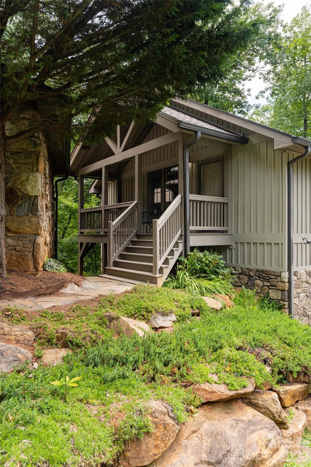 Single Family Residence at Asheville, photo 44 of 47