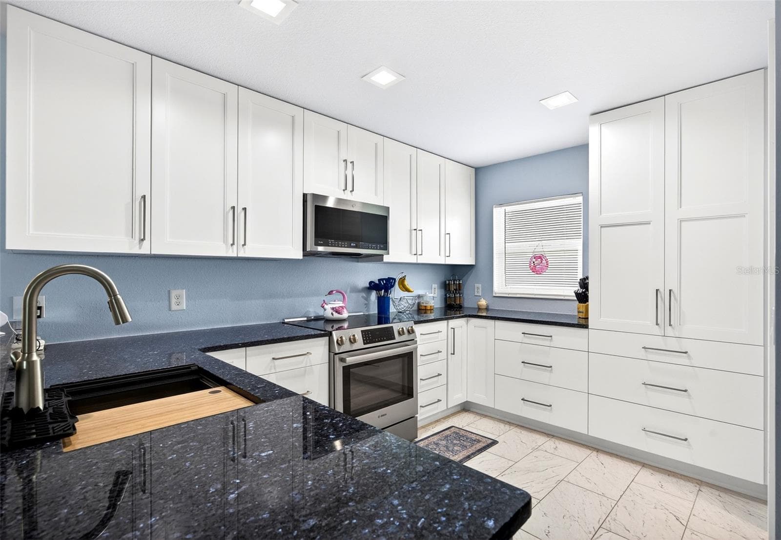 Single Family Residence at 25652 AYSEN DR, PUNTA GORDA, photo 11 of 48