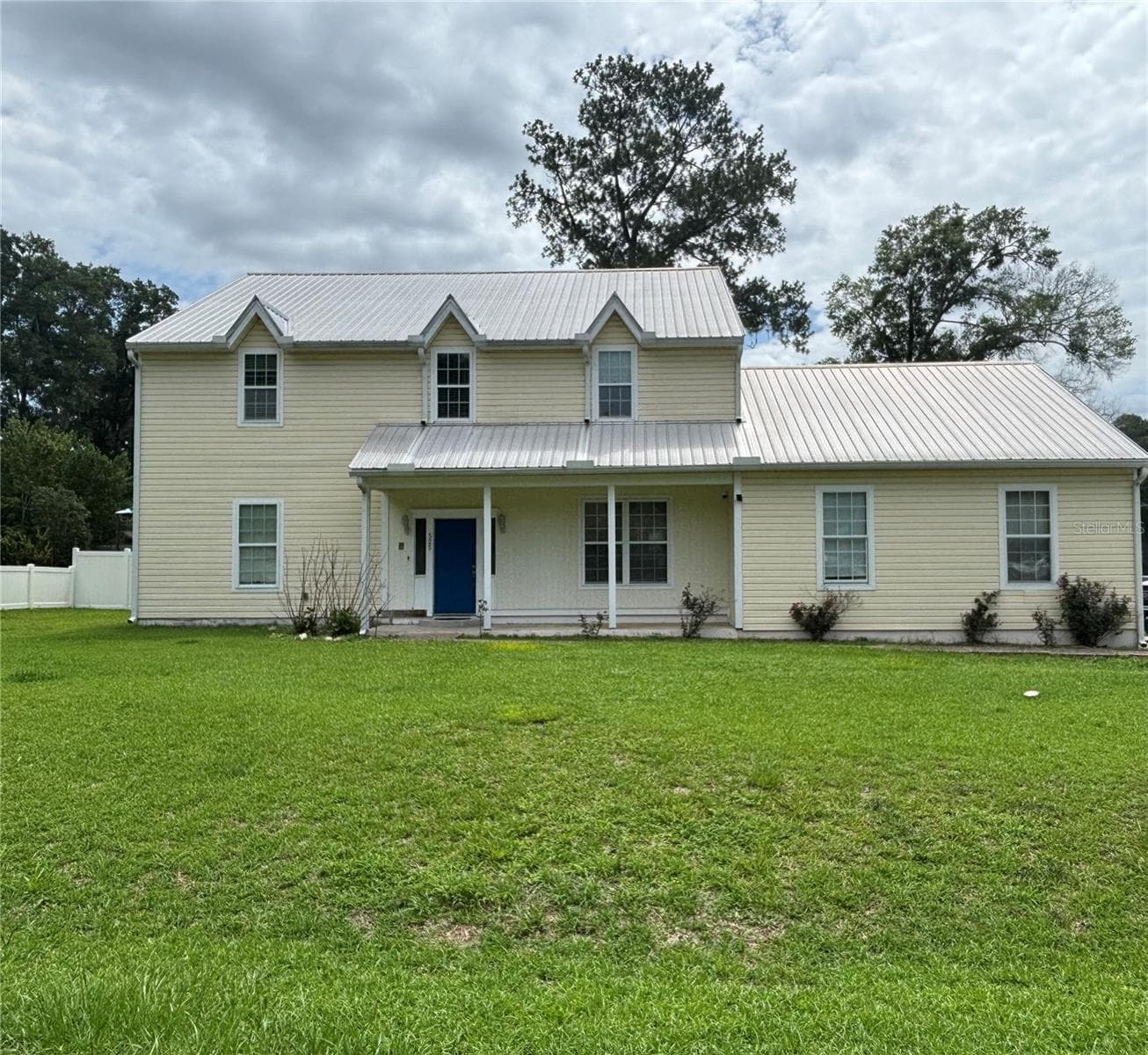 525 SE 61ST CT