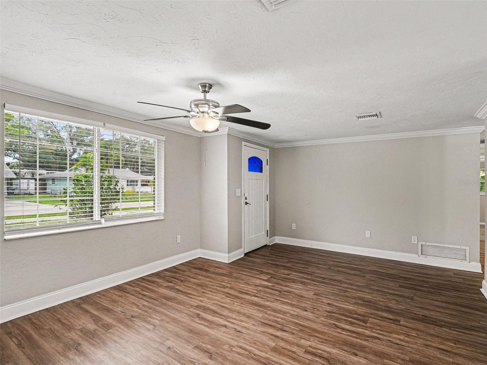 Single Family Residence at 2111 FAIRFIELD AVE, SARASOTA, photo 3 of 21