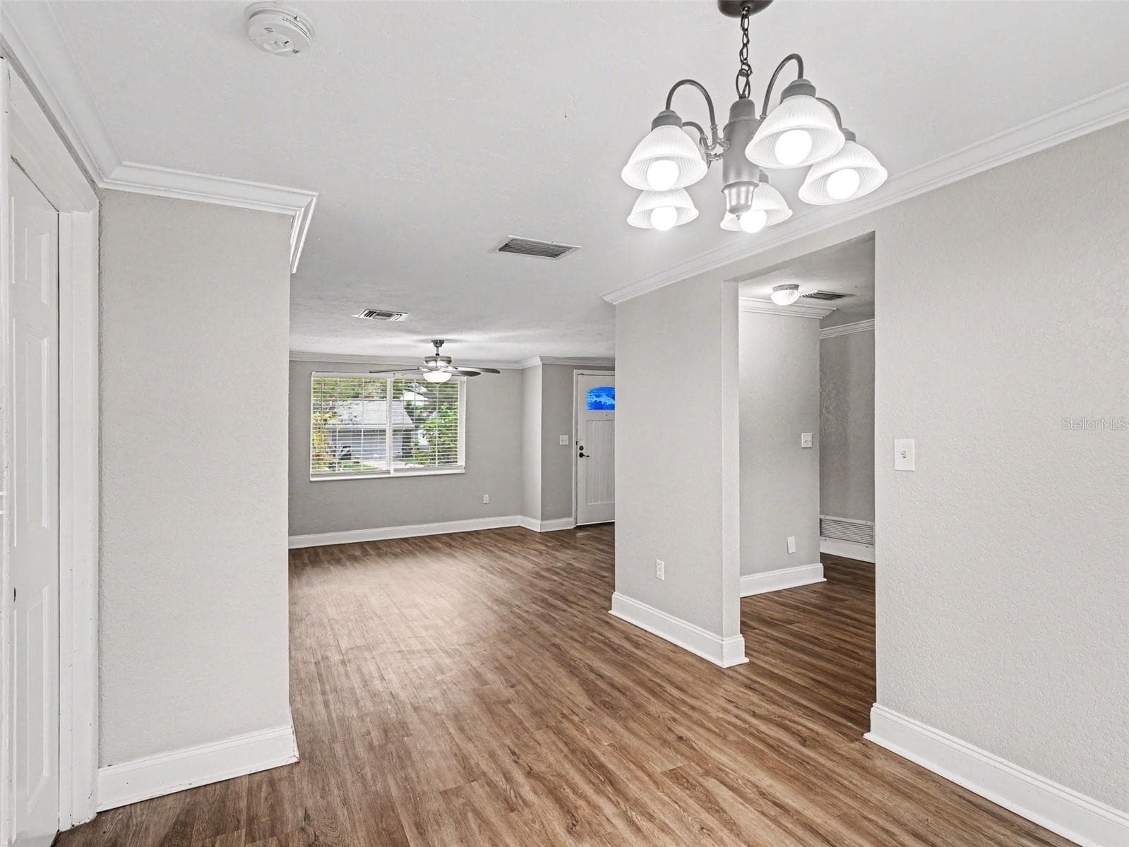 Single Family Residence at 2111 FAIRFIELD AVE, SARASOTA, photo 6 of 21