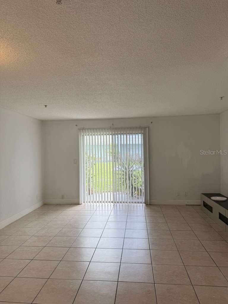 Condominium at 4251 NW 5TH ST #121, FORT LAUDERDALE, photo 3 of 9